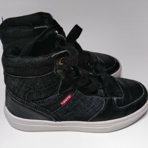 Levi's shoes